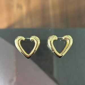 Gorjana Amour Heart Hoops
